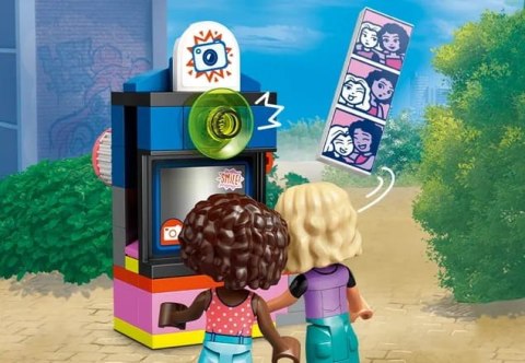 42662 - LEGO Friends - Salon fryzjerski i sklep z ozdobami