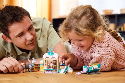 43256 - LEGO Disney - Przygoda na sankach Anny