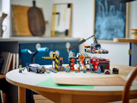 60472 - LEGO City - Złomowisko z samochodami