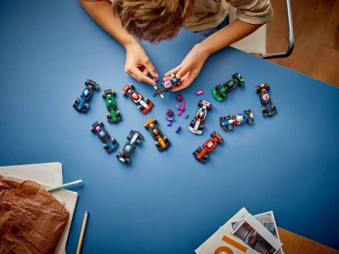 71049 - LEGO Minifigures - Kolekcjonerskie bolidy F1