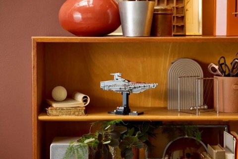 75404 - LEGO Star Wars - Krążownik szturmowy typu Acclamator