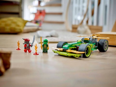 71828 - LEGO Ninjago - Samochód wyścigowy Lloyda z napędem typu pull-back