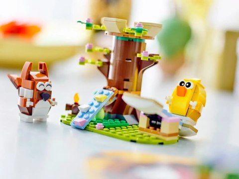 40709 - LEGO Icons - Wiosenny plac zabaw dla zwierzątek