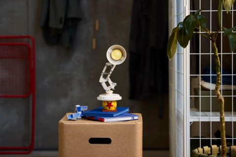 21357 - LEGO Ideas - Disney Pixar Luxo Jr.