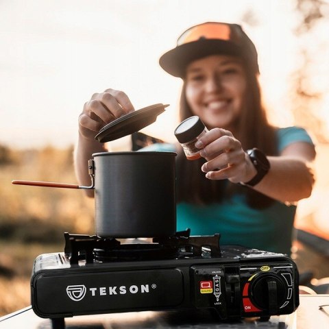 Kuchenka Turystyczna Palnik Ceramiczny Na Kartusz W Plastikowej Walizce